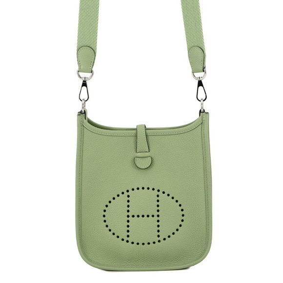 Hermes Hermès Evelyn TPM Shoulder Bag, 111cm, Vert Cricket, Taurillon Clemenc... - Picture 1 of 11